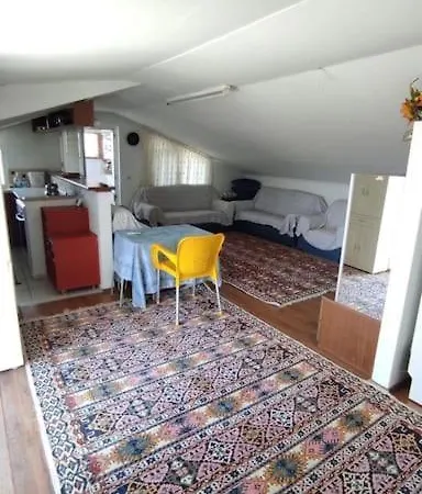 Appartement Full Deniz Manzarasina Sahip Cati Kati Dairesi