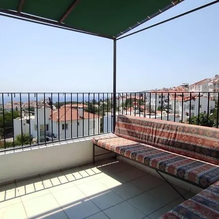 Full Deniz Manzarasina Sahip Cati Kati Dairesi Appartement